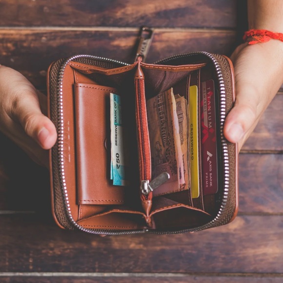 Zouk Mughal Motif Women's Mini Wallet - Picture 5 of 10